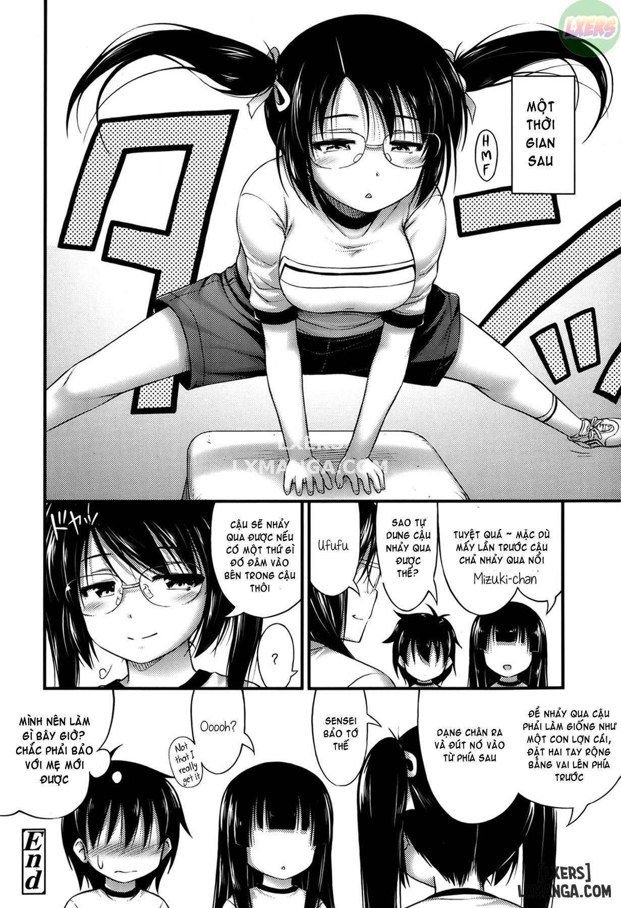 Kinjo no Ko ga Short Pants wo Haite Ore wo Yuuwaku shite Kurundaga - Trang 19