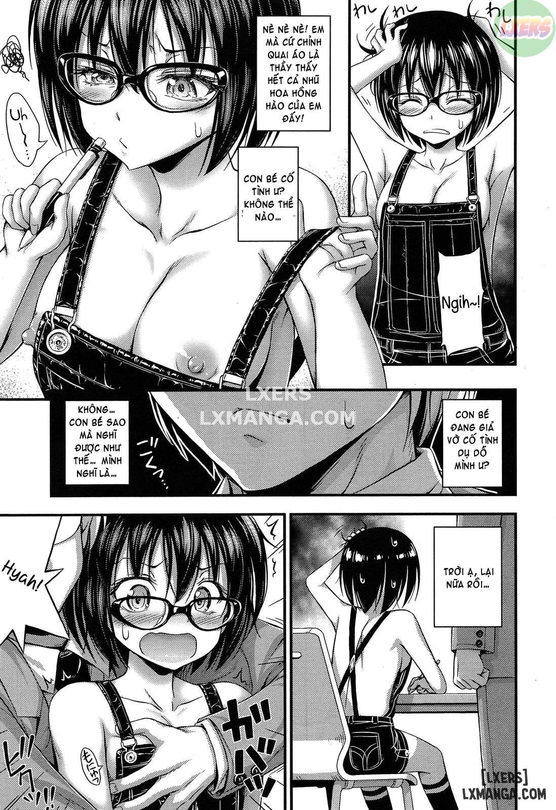 Kinjo no Ko ga Short Pants wo Haite Ore wo Yuuwaku shite Kurundaga - Trang 10